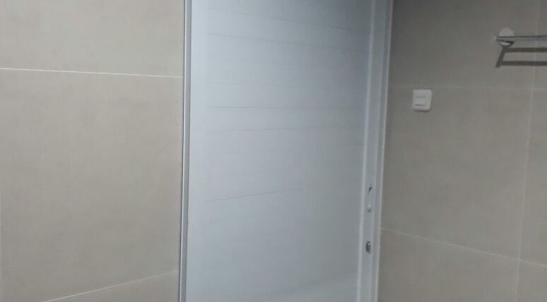 Tips Memilih Pintu Aluminium Agar Awet dan Tahan Lama